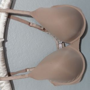 Victoria's Secret bra size 38DD